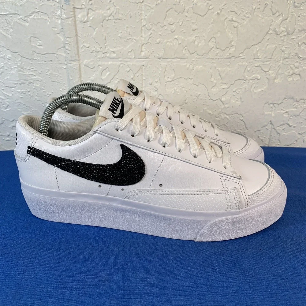 Nike Blazer Low Platform Women 9.5 White Sneakers Black Snakeskin DZ5210-100